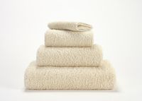 Abyss Abyss & Habidecor Super Pile Handdoek 55x100 101 ecru