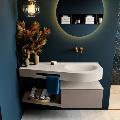 MONDIAZ RIVA 120cm badmeubel onderkast / planchet kleur Smoke met 1 lade. Wastafel DULCET rechts 0 kraangaten kleur Linen. MONDIAZ RIVA 120cm badmeubel onderkast / planchet kleur Smoke met 1 lade. Wastafel DULCET rechts 0 kraangaten kleur Linen.