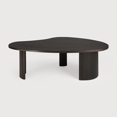 Ethnicraft Organische Salontafel 'Boomerang' Gevernist Mahoniehout, 126 x 74cm, kleur Donkerbruin
