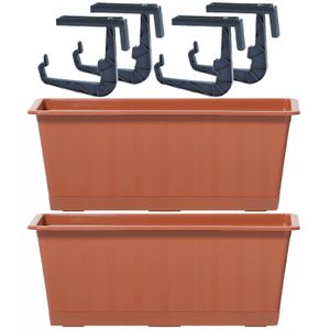 2x Kunststof Agro plantenbakken/bloembakken terracotta 6,5 liter met ophangbeugels