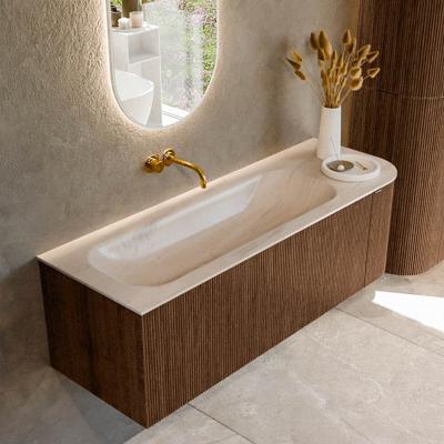 Badmeubel Mondiaz Kurve-Dlux | 135 cm | Meubelkleur Walnut | Wastafelkleur Meli | Solid surface | Wasbak linker zijde spoelbak | Zonder kraangat(en)