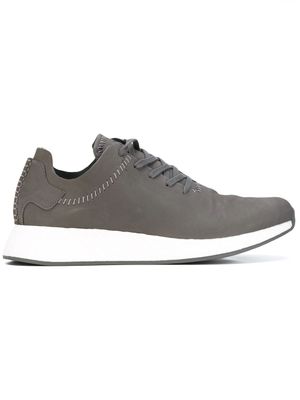 adidas x Wings+Horns baskets NMD_R2 - Gris