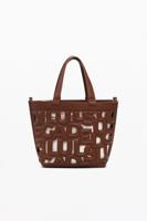 Kleine tas met geperforeerde letters - BROWN - U