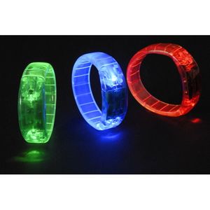 Gekleurde armband met LED lichtjes   -