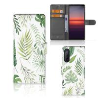 Sony Xperia 5II Hoesje Leaves | Portemonnee hoesje