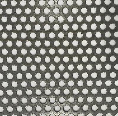 Stalen geperforeerde plaat rond 5 x steek 8 x dikte 1,5 mm - per m²