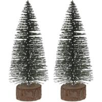 Mini decoratie kerstboompje - 2x - 25 cm - groen - voor kerstdorp of tafeldecoratie - kerstversierin