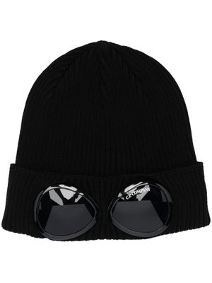C.P. Company bonnet à détail de lunettes signature - Noir