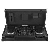 UDG UDG Ultimate Flight Case Set Denon DJ SC5000/X1800 Blk Plus (Wheels)