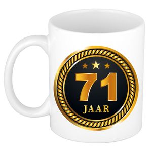 71 jaar cadeau mok / beker medaille goud zwart voor verjaardag/ jubileum