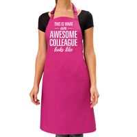 Awesome collegue cadeau bbq/keuken schort roze dames - thumbnail