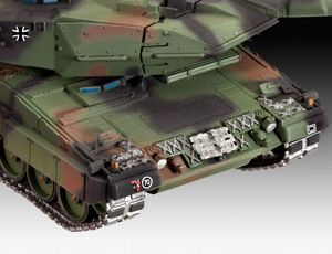 Revell Leopard 2 A6/A6M 1:72 Montagekit Tank