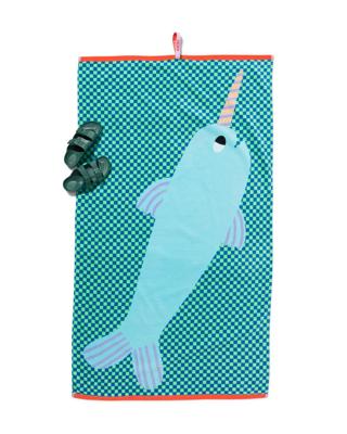HEMA Kinder Strandlaken 80x140cm Velours Zwaardvis (multicolor)