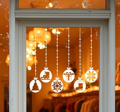 Kerstballen met symbolen etalage sticker