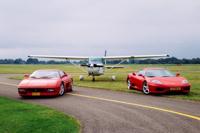 Combi: Helikoptervlucht en rijden in een Ferrari Combi: Helikoptervlucht en rijden in een Ferrari