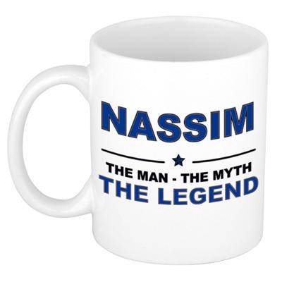 Nassim cadeau mok - man myth legend - naam koffiemok / beker - wit en blauw - 300 ml