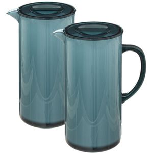 Set van 2x stuks sapkan/schenkkan karaffen met deksel 1950 ml blauw