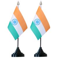 Vlag India tafelvlaggetjes - 2x stuks - 10 x 15 cm vlag - met zwarte standaard