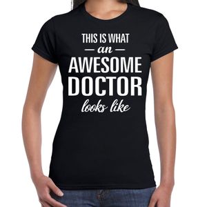 Awesome doctor cadeau t-shirt zwart voor dames