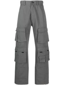 Martine Rose pantalon cargo en coton à patch logo - Gris