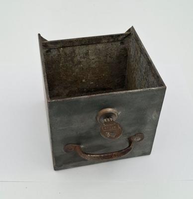 Jukebox Coin Box with Key