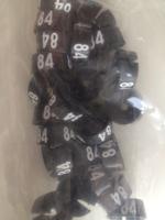 MB zwart/wit 84 voor op kledinghanger