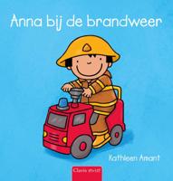 Anna bij de brandweer (Hardback)
