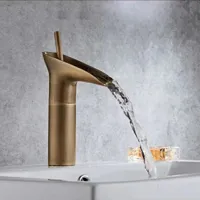 Luxe waterval wastafelkraan
