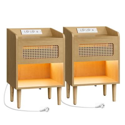 BOHOVEN Collectie - Nachtkastje met oplaadstation en rotanlook