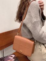 Vintage reliëf Metaal Crossbody Tas - thumbnail