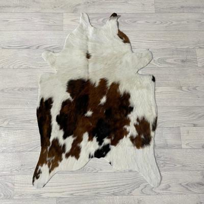 Kleine koeienhuid bruin wit zwart (Normandiër) 90x60cm