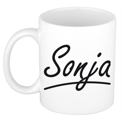 Sonja Naam koffiemok - beker - met sierlijke letters - wit - 300 ml - Cadeau - Dames
