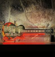 Led Zeppelin Gitaar Neon - Junior Model 70 x 27 cm