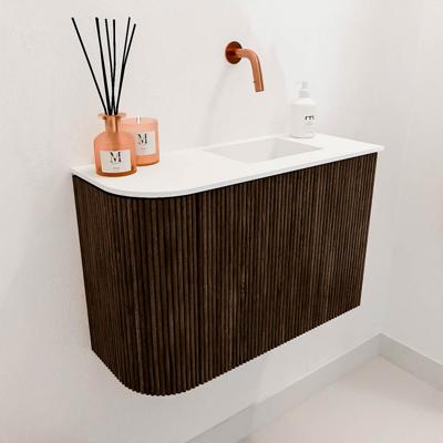 Toiletmeubel Mondiaz Joya | 61.6 cm | Meubelkleur Walnut | Faye wastafel Talc Rechts | Zonder kraangat(en) Toiletmeubel Mondiaz Joya | 61.6 cm | Meubelkleur Walnut | Faye wastafel Talc Rechts | Zonder kraangat(en)