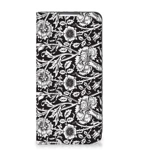 Samsung Galaxy S22 Plus Smart Cover Black Flowers