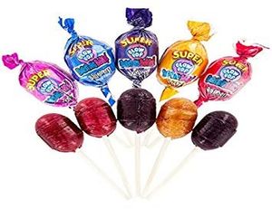 Charms Charms Blow Pop -  Bursting Berry 18 Gram