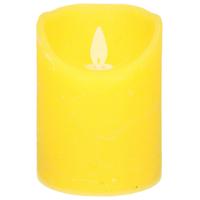 Led kaars/stompkaars - geel - H12,5 x D7,5 cm - wax - warm wit licht - bewegende vlam