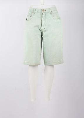 Vintage Pepe Shorts in Light Green Size 29