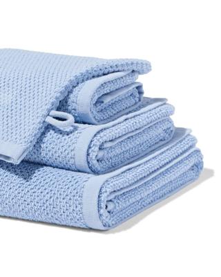 HEMA Handdoek 2e Kans Recycled Katoen Lichtblauw (lichtblauw)
