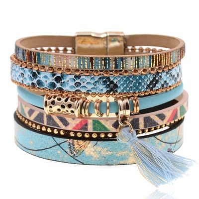 Leren multicolor blauwe Bohemian dames armband met bedel en kwastje