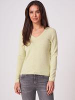 Basic fijngebreide V-hals trui van biologisch cashmere