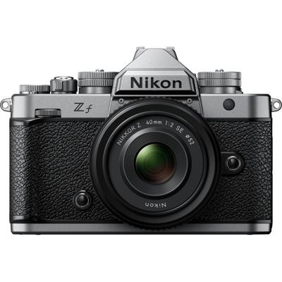 Nikon Z f zilver + NIKKOR Z 40mm f/2.0 special edition