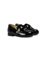 Gucci Kids mocassins GG à fini verni - Noir