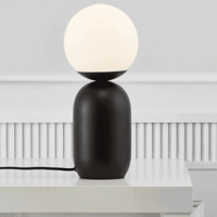 Kleine zwarte tafellamp met E14 fitting en schakelaar Nordlux Notti