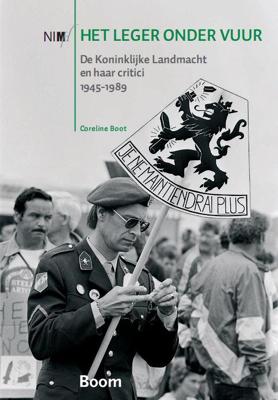 Het leger onder vuur (Paperback)