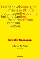 Een handvol meisjes loopt tegen het land aan waar ze vandaan komen (Paperback)