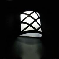 Solar Powered LED muur licht buitenwater dichte energiebesparende straat tuin lamp (wit licht)