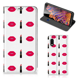 Samsung Xcover Pro Hoesje met Magneet Lipstick Kiss