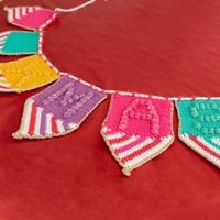 Yarn and Colors Colorful Christmas Bunting Haakpakket 034 Deep Cerise