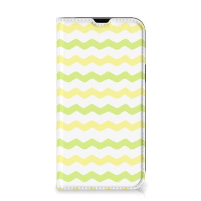 iPhone 13 | Hoesje met Magneet | Waves Yellow
